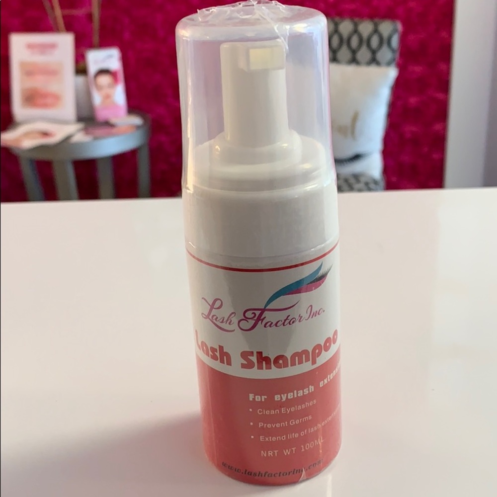 Lash Shampoo